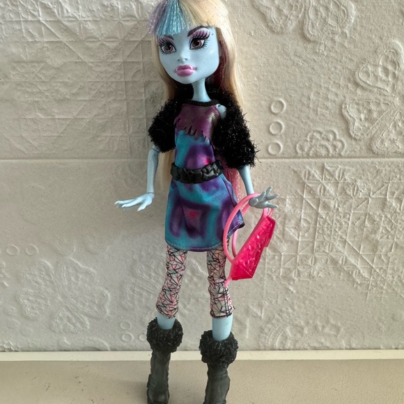 Monster high Abbey Bominable - Picture 1 of 1